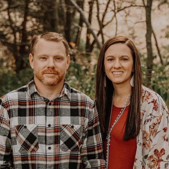 Meet your Posher, Amanda - Picture 1 of 1